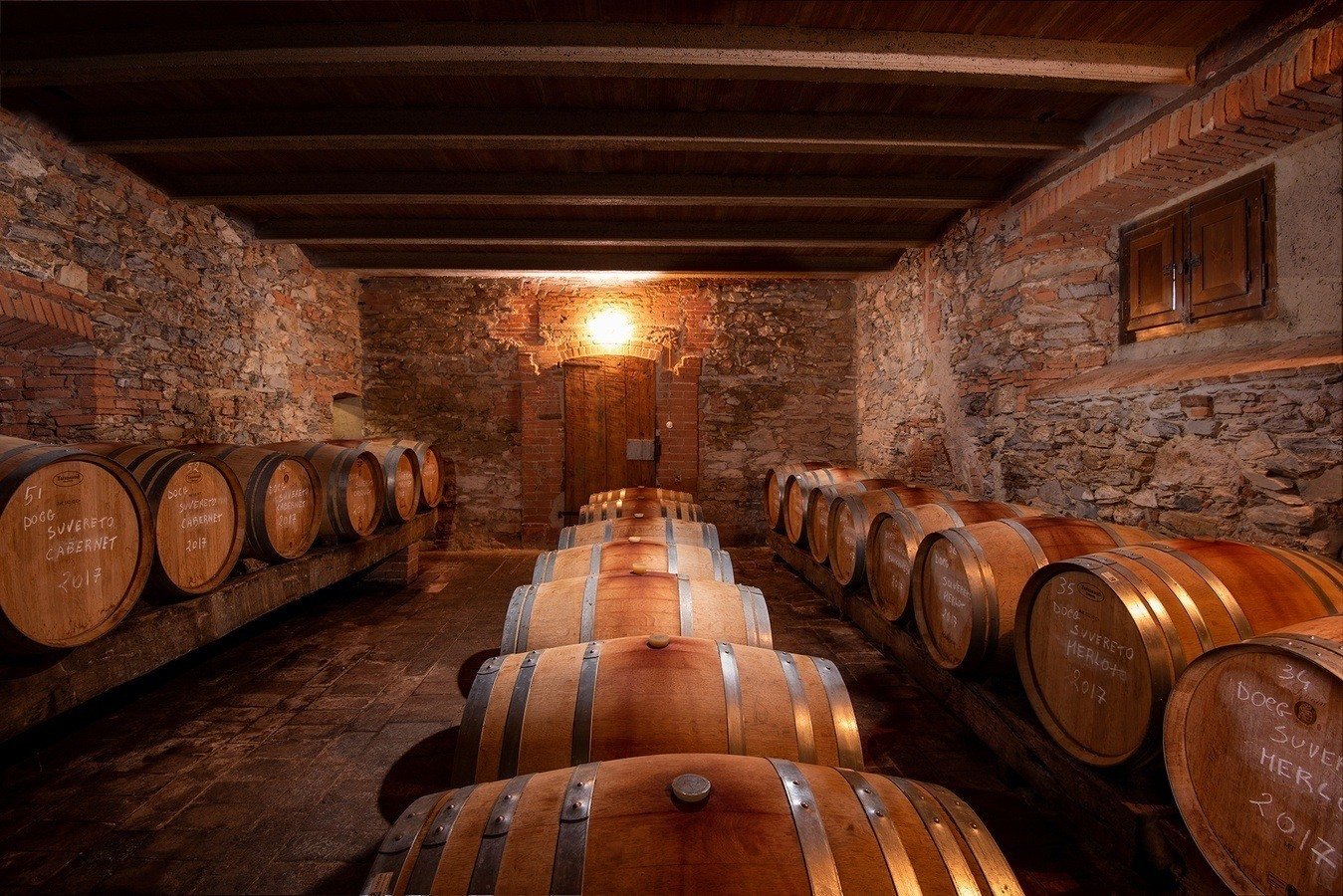 falcone-cantina-botti-2